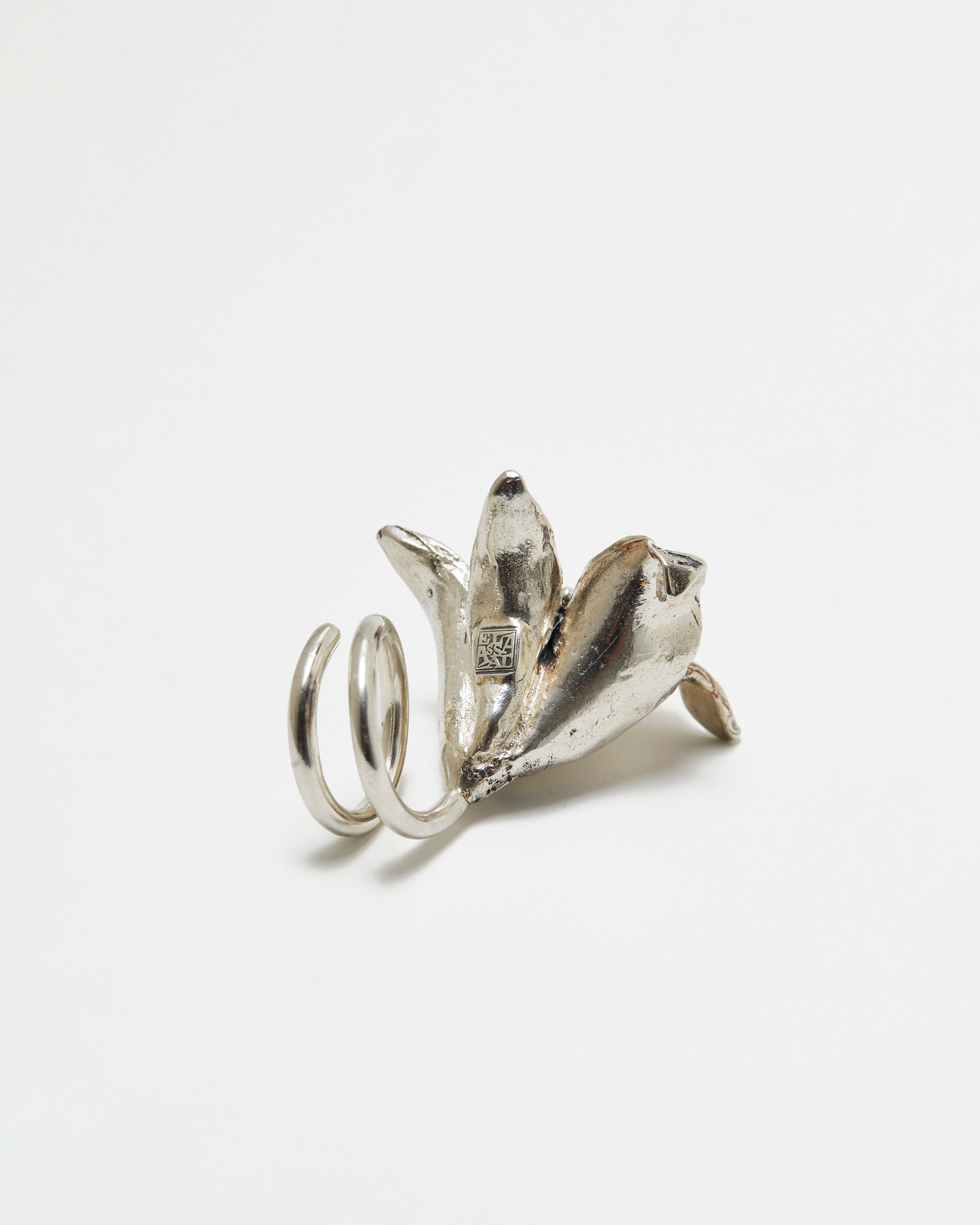 Madonna Lily Ring-Silver