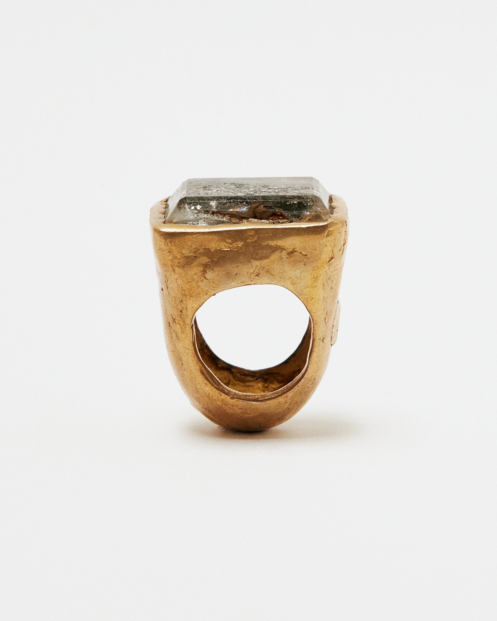 Saal Quartz Ring